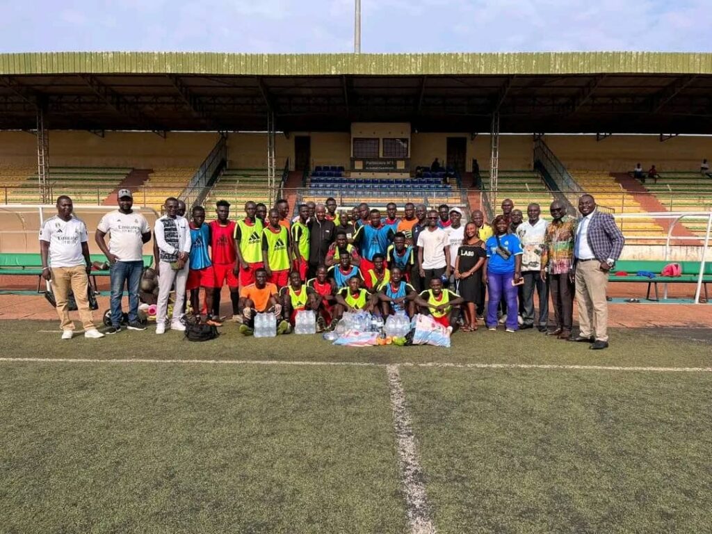 Don des supporters du Real Madrid en Centrafrique à l'équipe As Tempête MOCAF