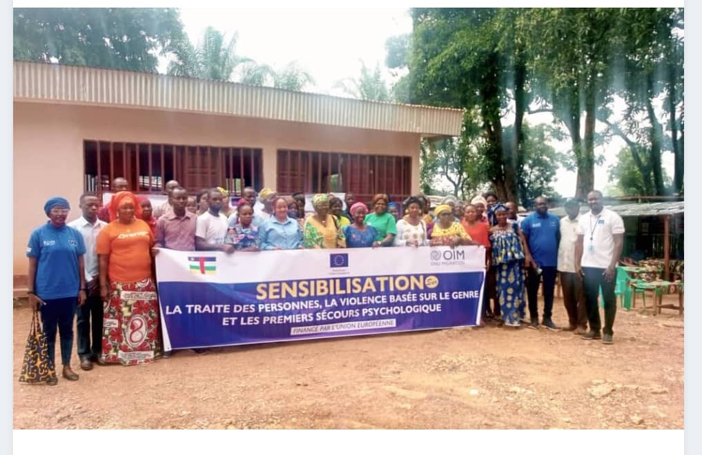 photo de famille Atelier OIM